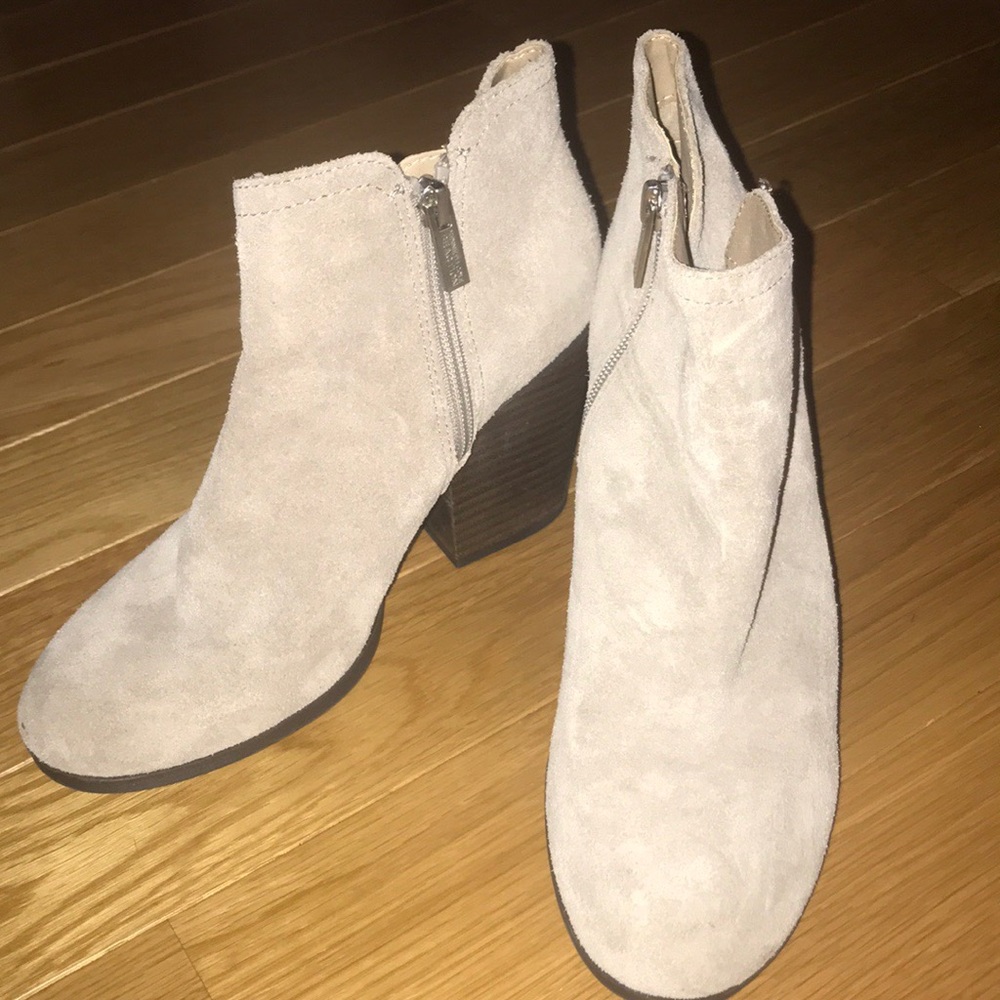 Kenneth Cole ankle boots size 7.5